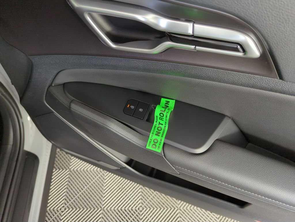 New 2026 Wolf Gray Kia EX image 34
