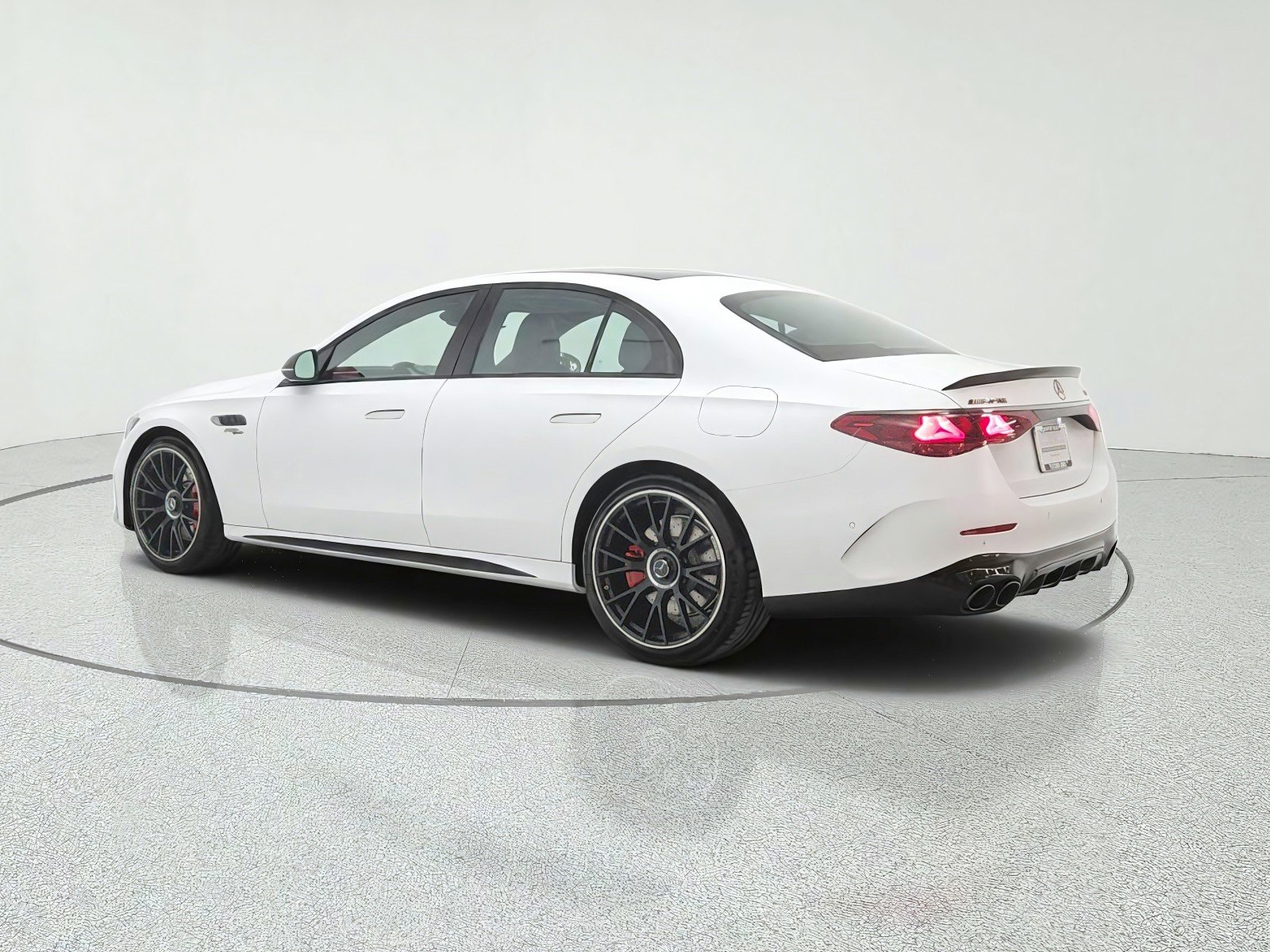 Used 2027 MANUFAKTUR Moonlight White Magno Mercedes-Benz AMG® E 53 Hybrid Sedan image 7