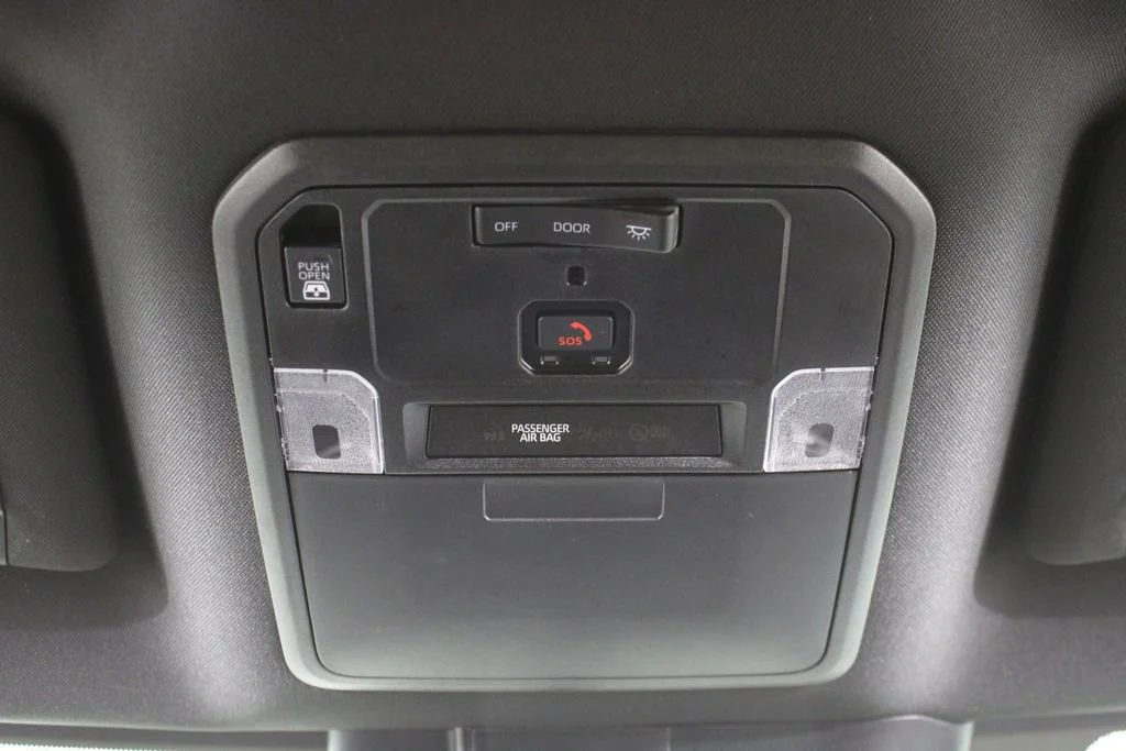 Used 2025 White Toyota SR image 19