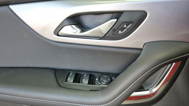 New 2026 White Chevrolet LT image 19