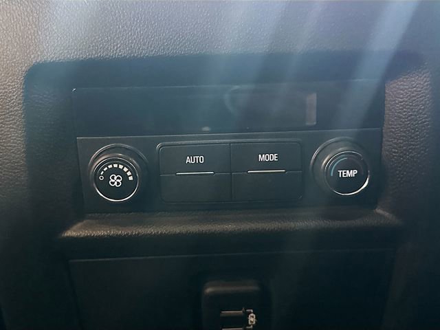 Used 2019 BLACK CURRANT METALLIC Chevrolet LT Cloth image 26