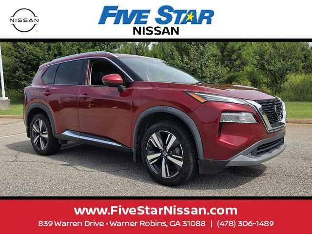 Used 2021 Red Nissan SL image 1