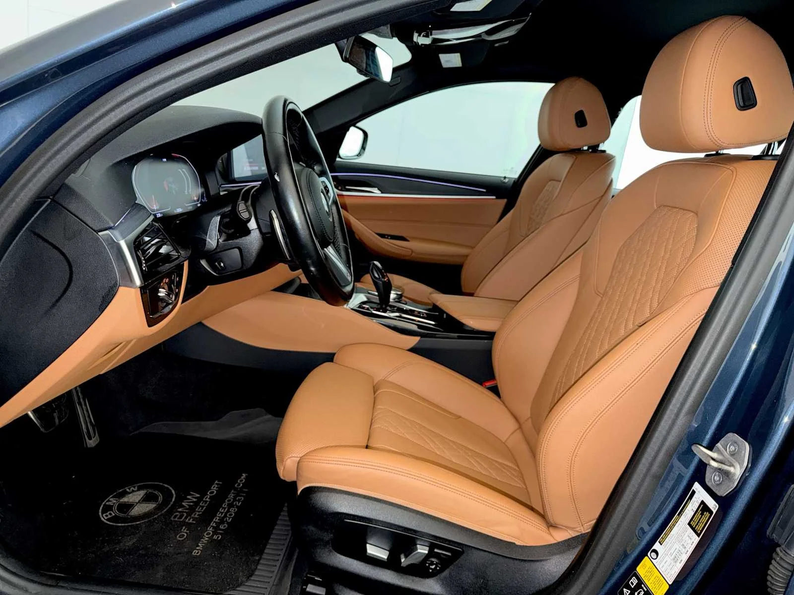 2023 BMW 5 Series 530i - Photo 9