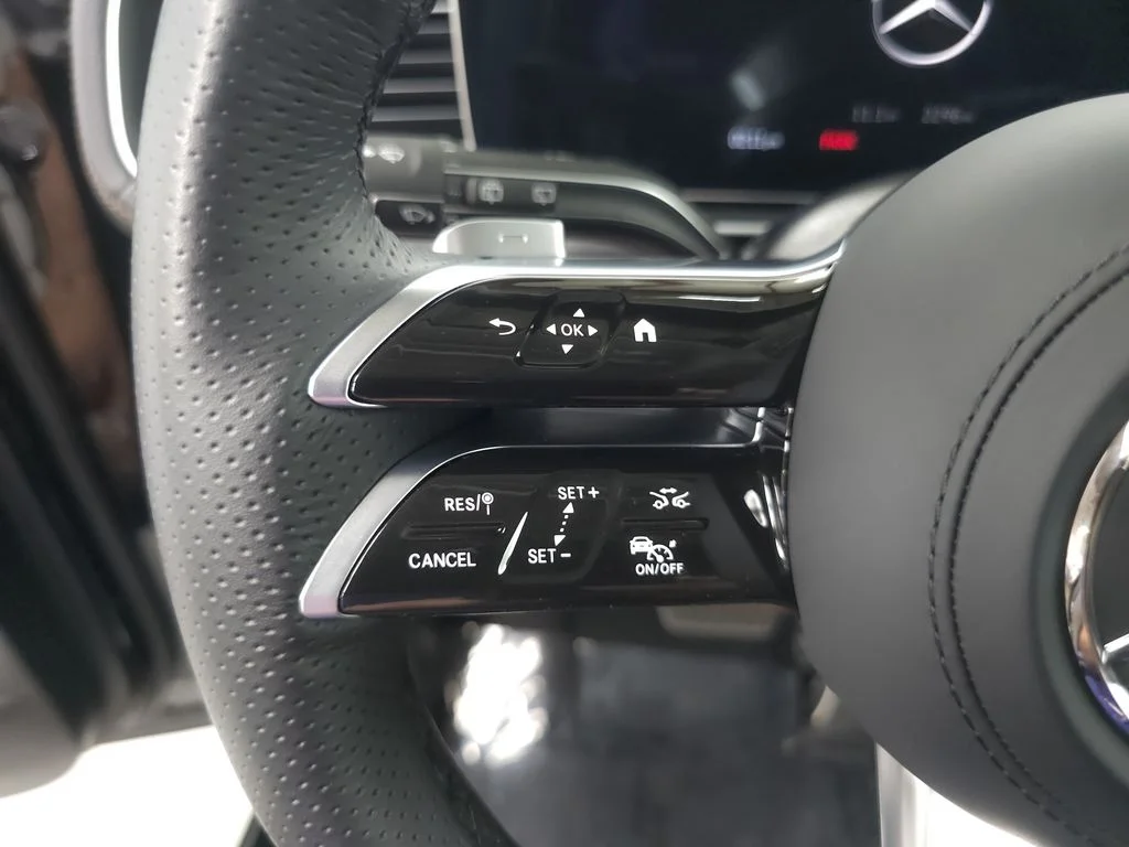 Used 2026 Black Mercedes-Benz GLS 450 image 11