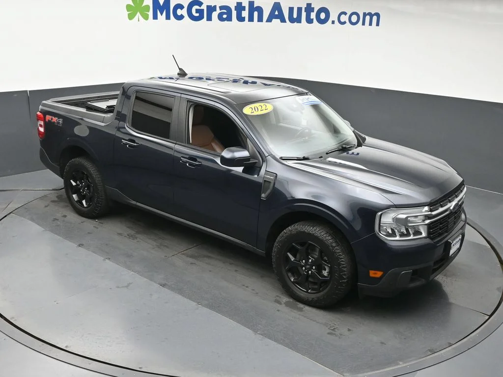 Used 2022 Blue Ford Lariat image 3