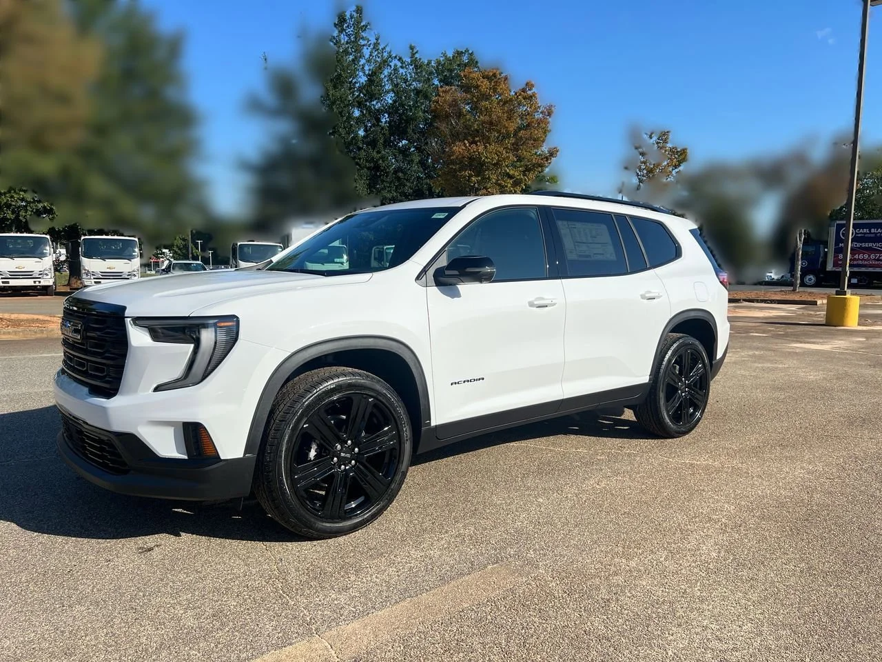 New 2026 Summit White GMC Elevation image 1