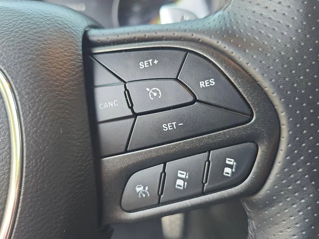 Used 2022 Orange Dodge R/T image 25
