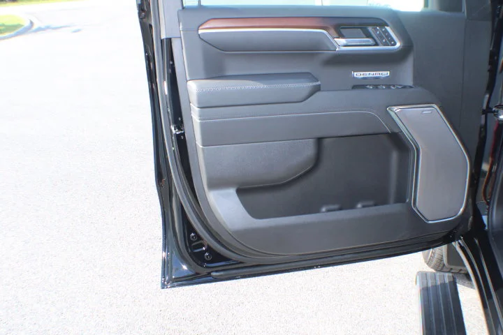 Certified Used 2026 Onyx Black GMC Denali image 6