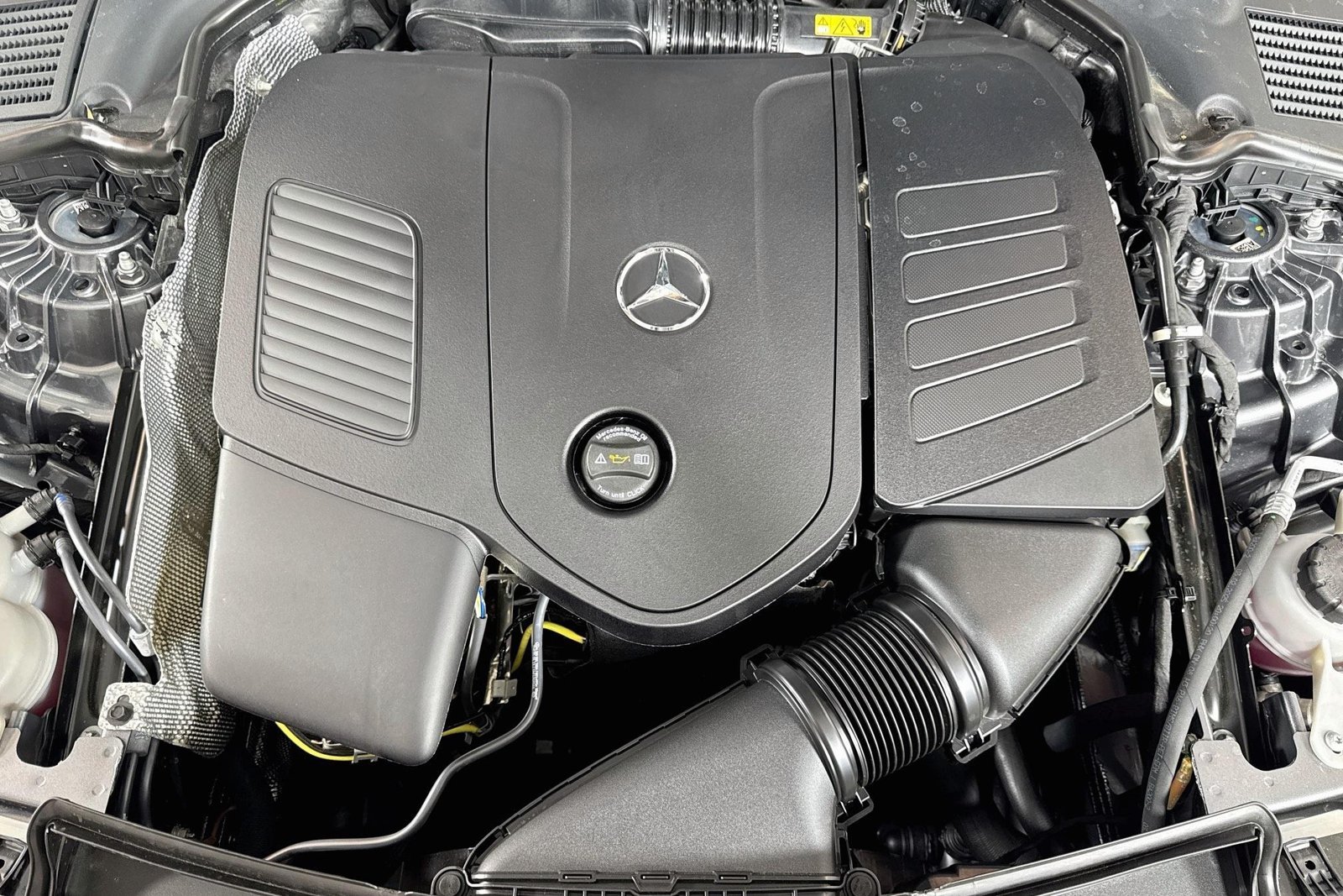 New 2026 Selenite Grey Metallic Mercedes-Benz C 300 image 28