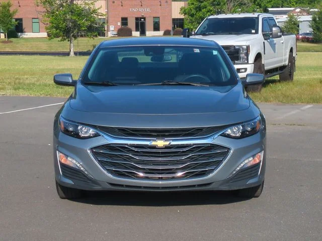 Used 2024 Gray Chevrolet LT image 16