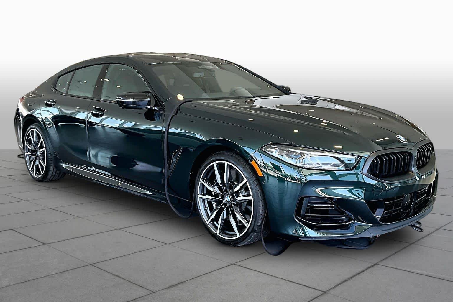 New 2026 Oxford Green Metallic BMW M850i image 2
