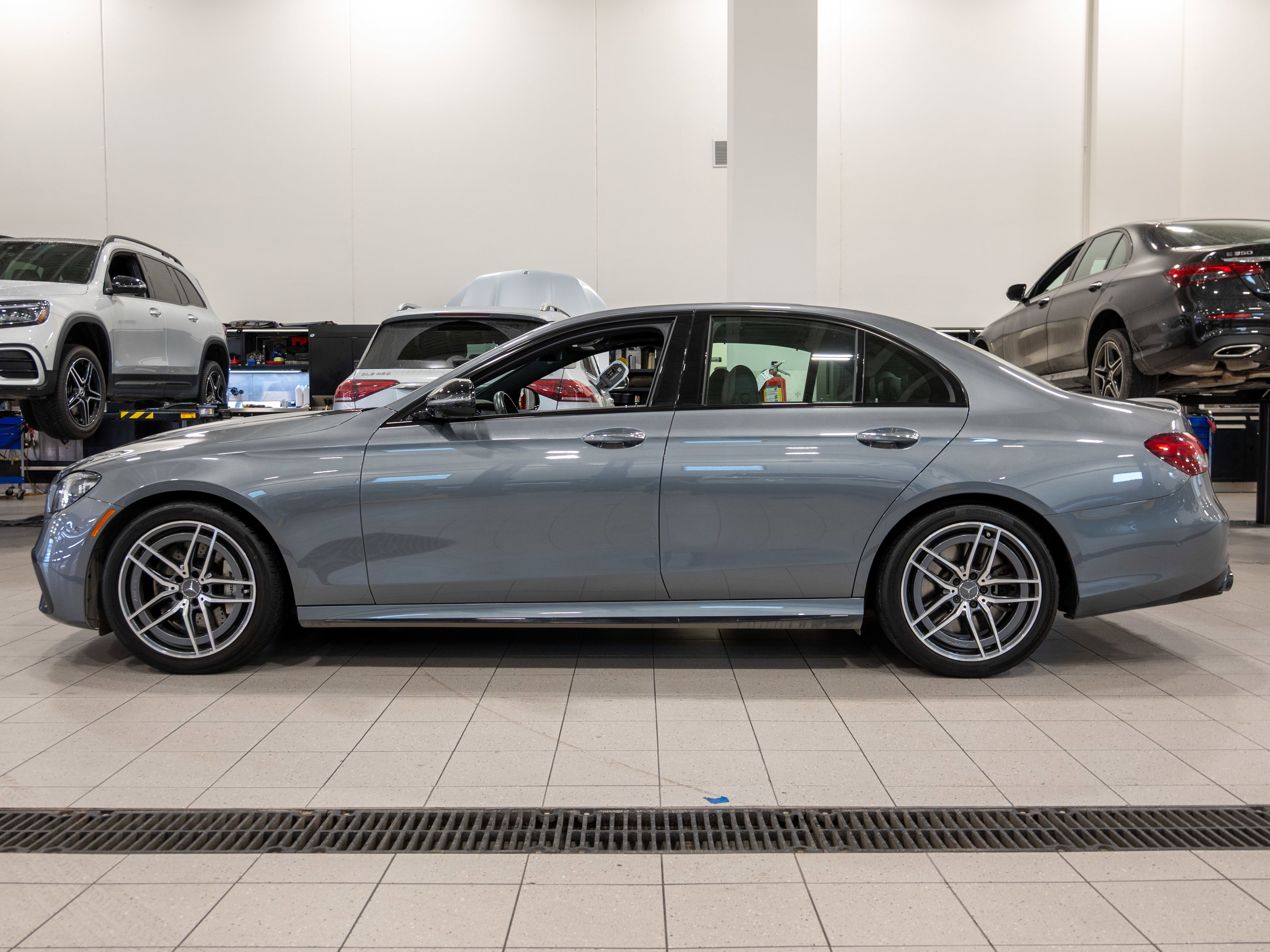 Certified Used 2022 SELENITE GREY MET Mercedes-Benz AMG E 53 image 2