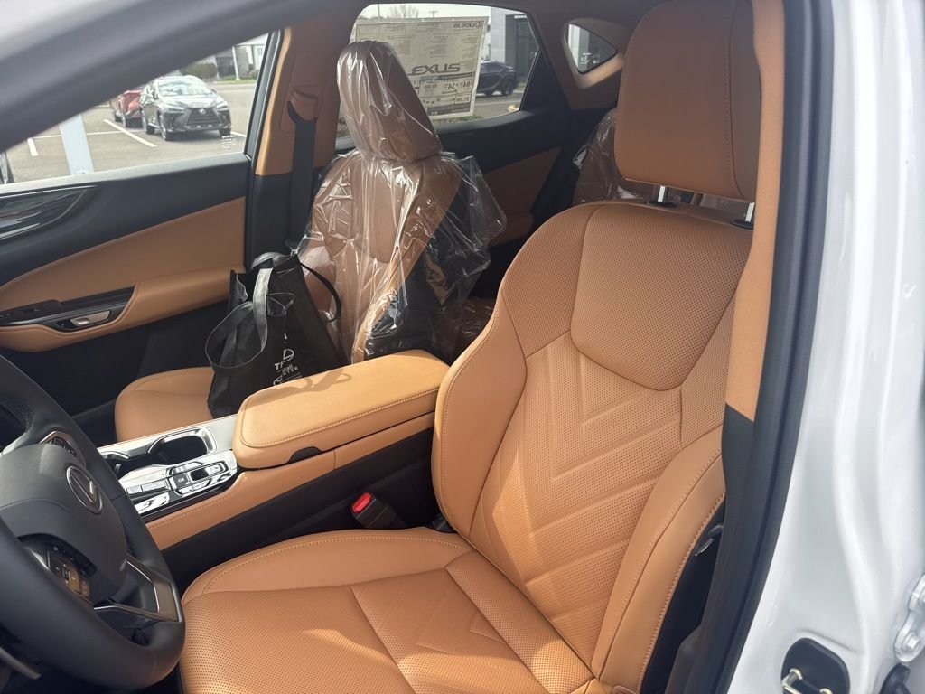 2026 Lexus NX 450h+ Premium - Photo 6