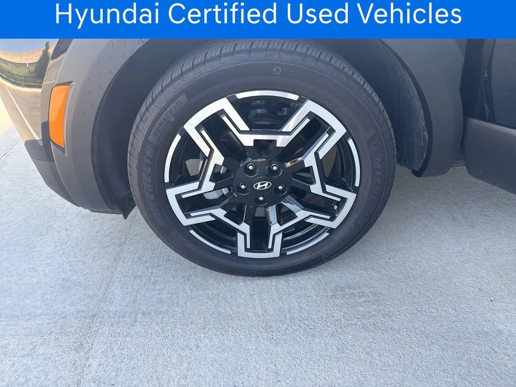 Certified Pre-Owned 2025 Hyundai Santa Cruz Limited