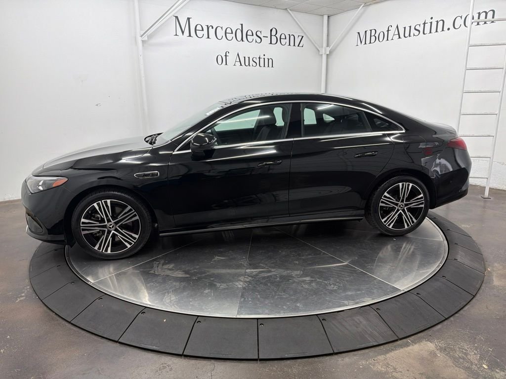 New 2027 Night Black Mercedes-Benz CLA 220 image 4