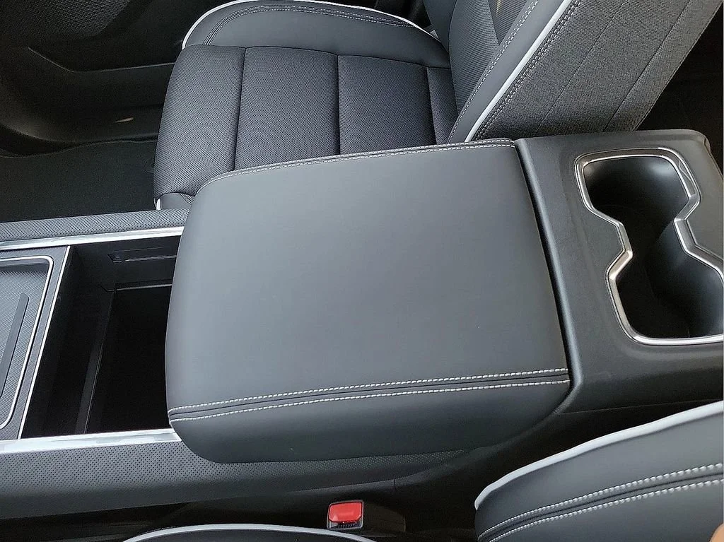 2026 GMC Sierra EV Elevation - Photo 20