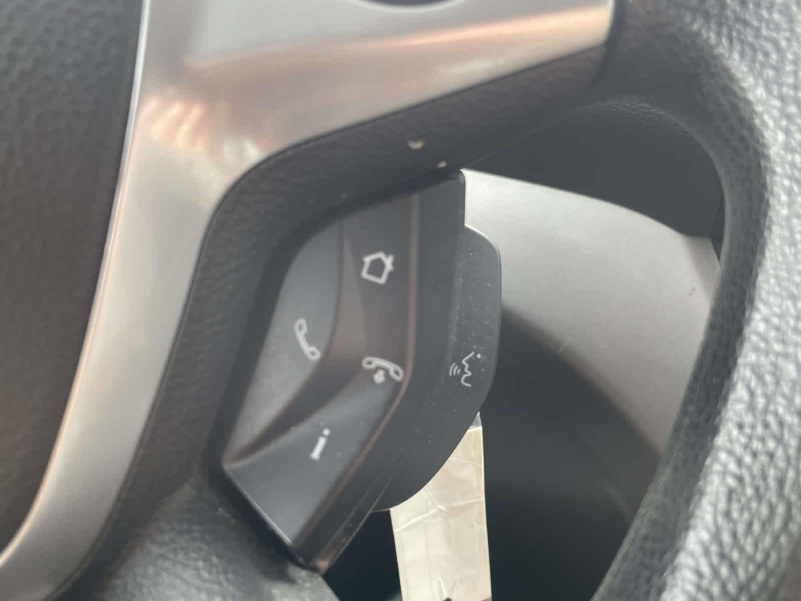 Used 2014 Sunset Metallic Ford SE image 32