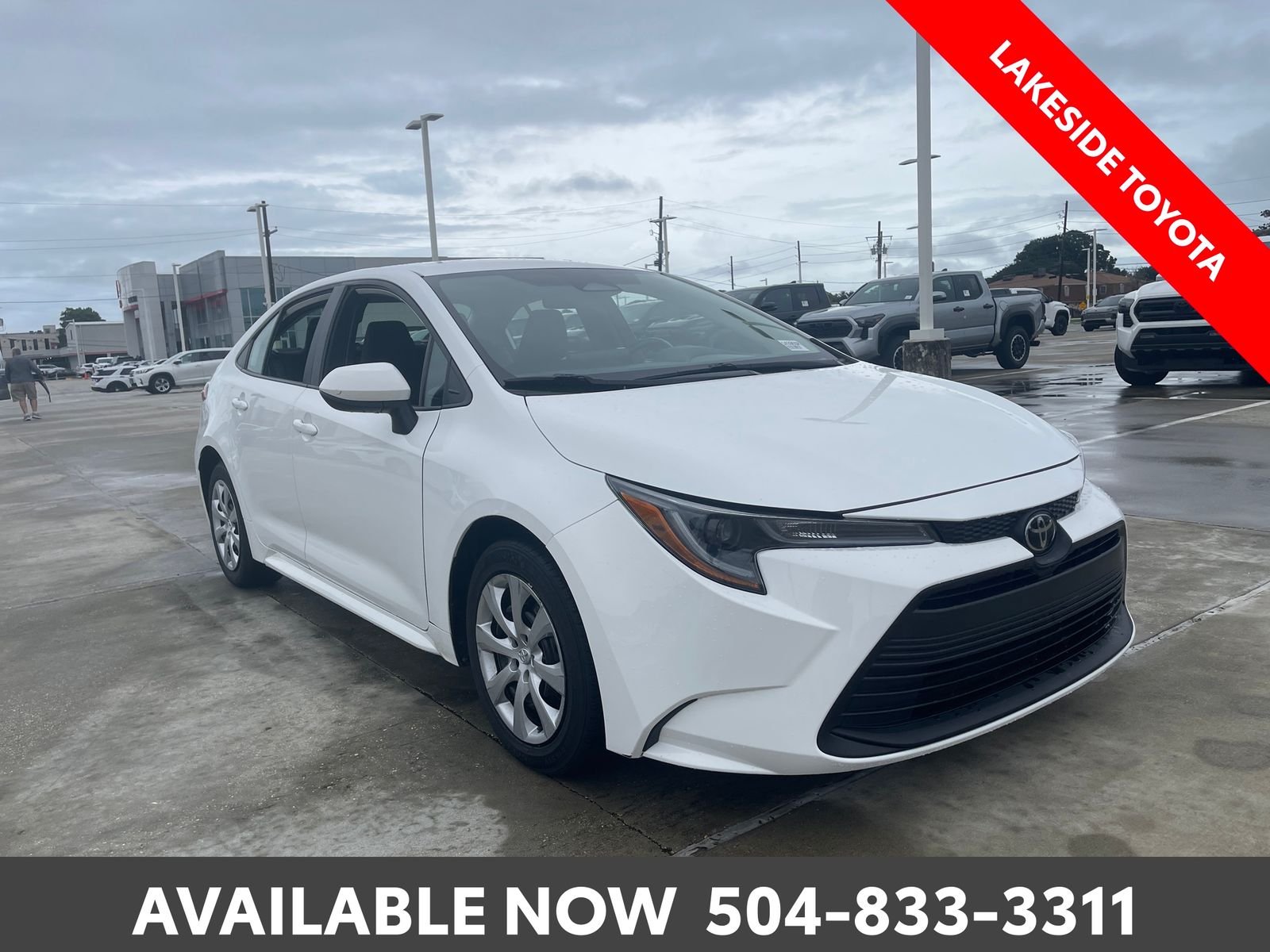 2024 Toyota Corolla LE - Photo 7