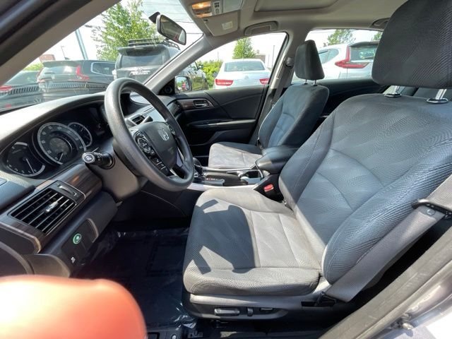 2017 Honda Accord EX - Photo 18