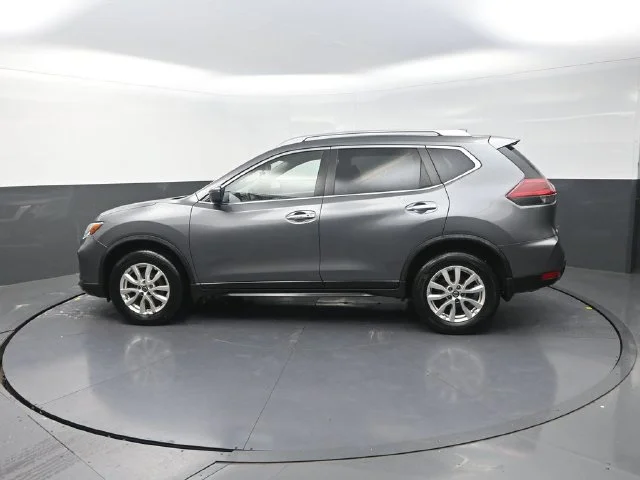 Used 2019 Gray Nissan SV image 4