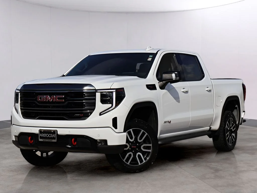 Used 2023 White GMC AT4 image 1