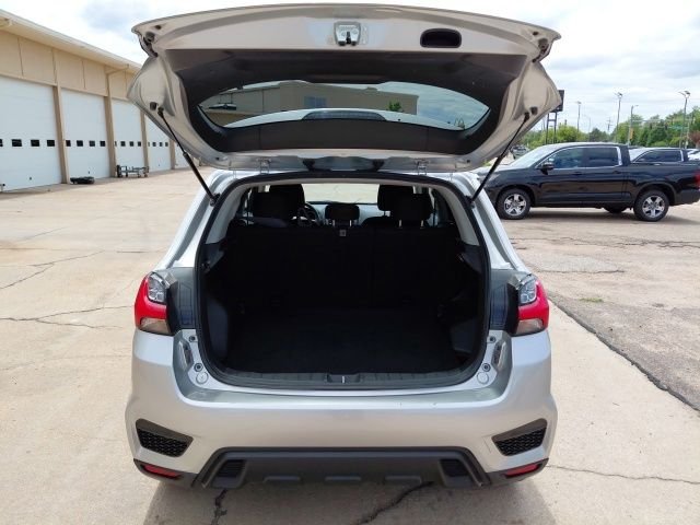 Used 2025 Black Mitsubishi 2.0 ES image 30