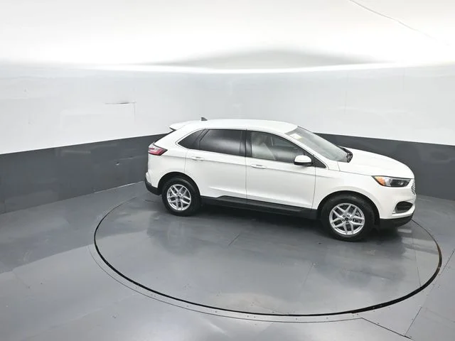 Certified Used 2024 White Metallic Ford SEL image 25