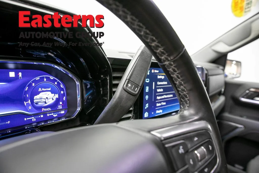 Used 2023 White Chevrolet LT image 12