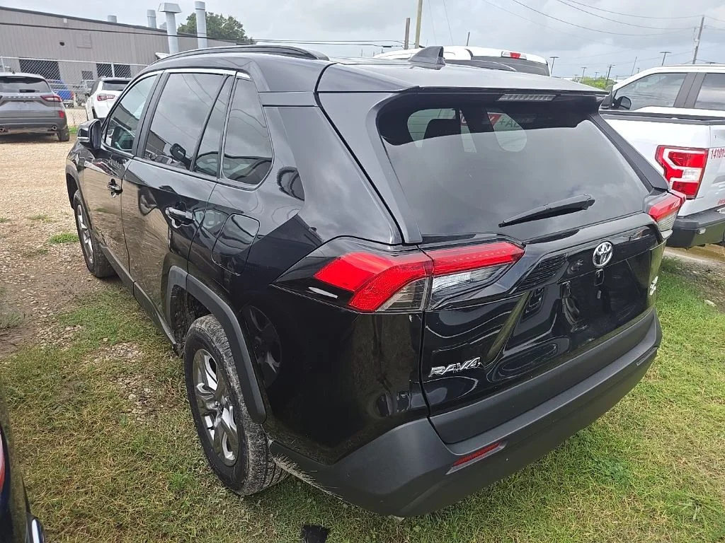 Used 2025 Black Toyota XLE image 2