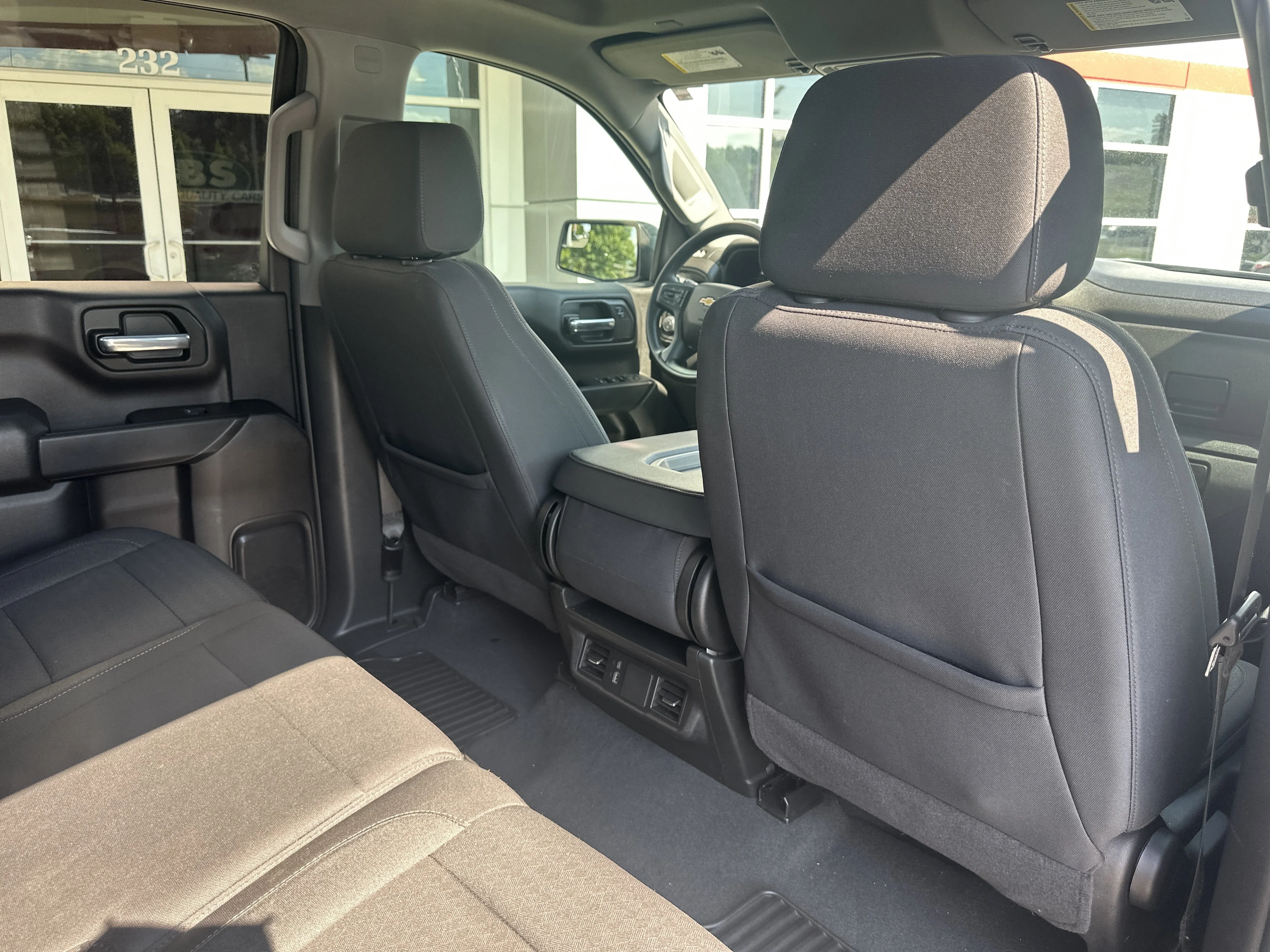 Used 2025 Slate Gray Metallic Chevrolet Custom image 23