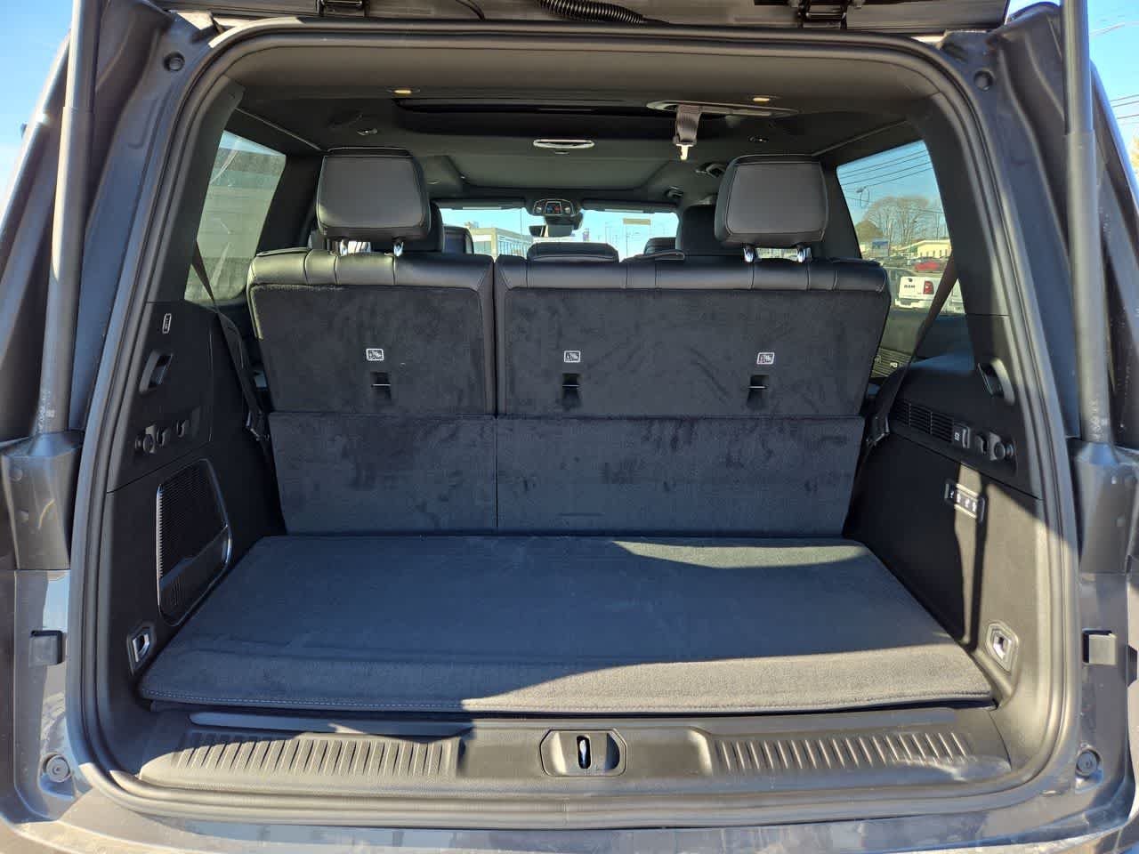 Used 2026 Baltic Gray Metallic Clearcoat Jeep Limited Altitude image 17