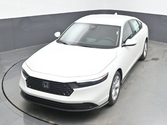 New 2026 Platinum White Pearl Honda LX image 24