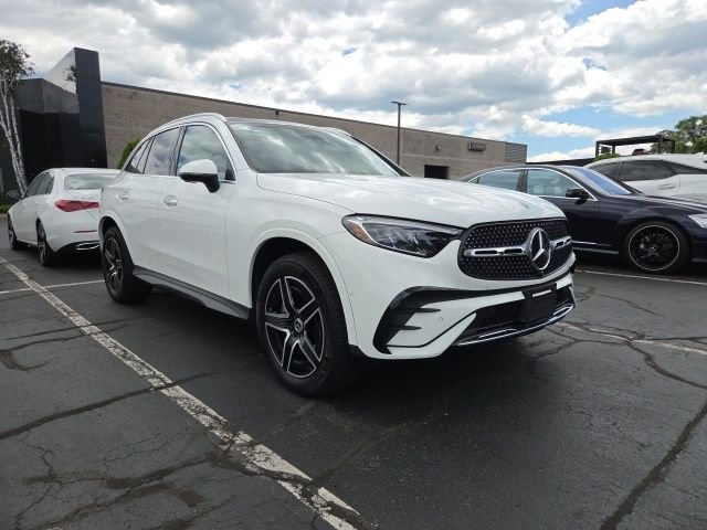 2025 Mercedes-Benz GLC GLC 300 4MATIC's photo