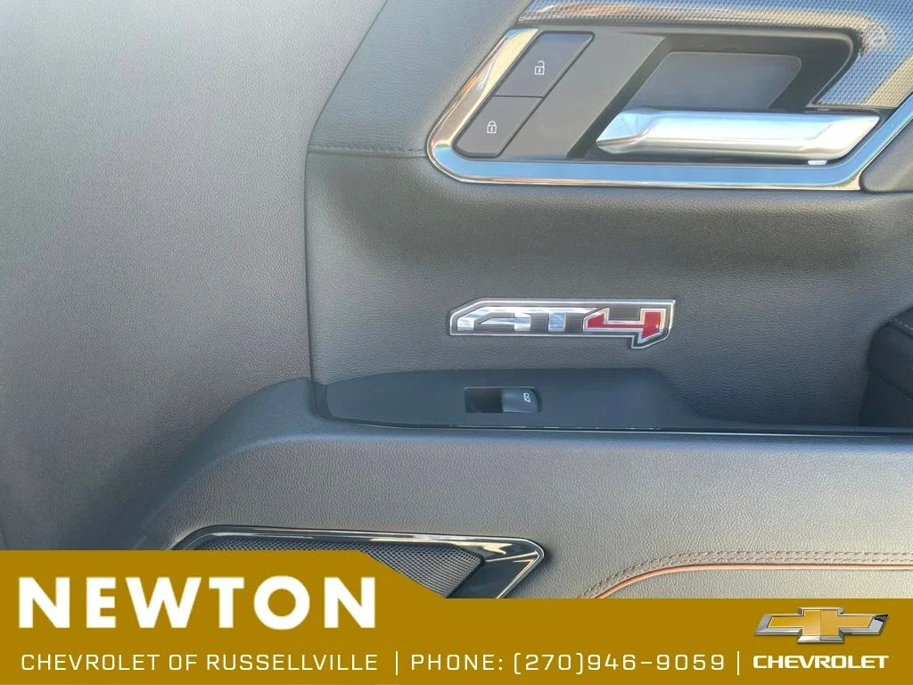 Used 2024 Summit White GMC AT4 image 26