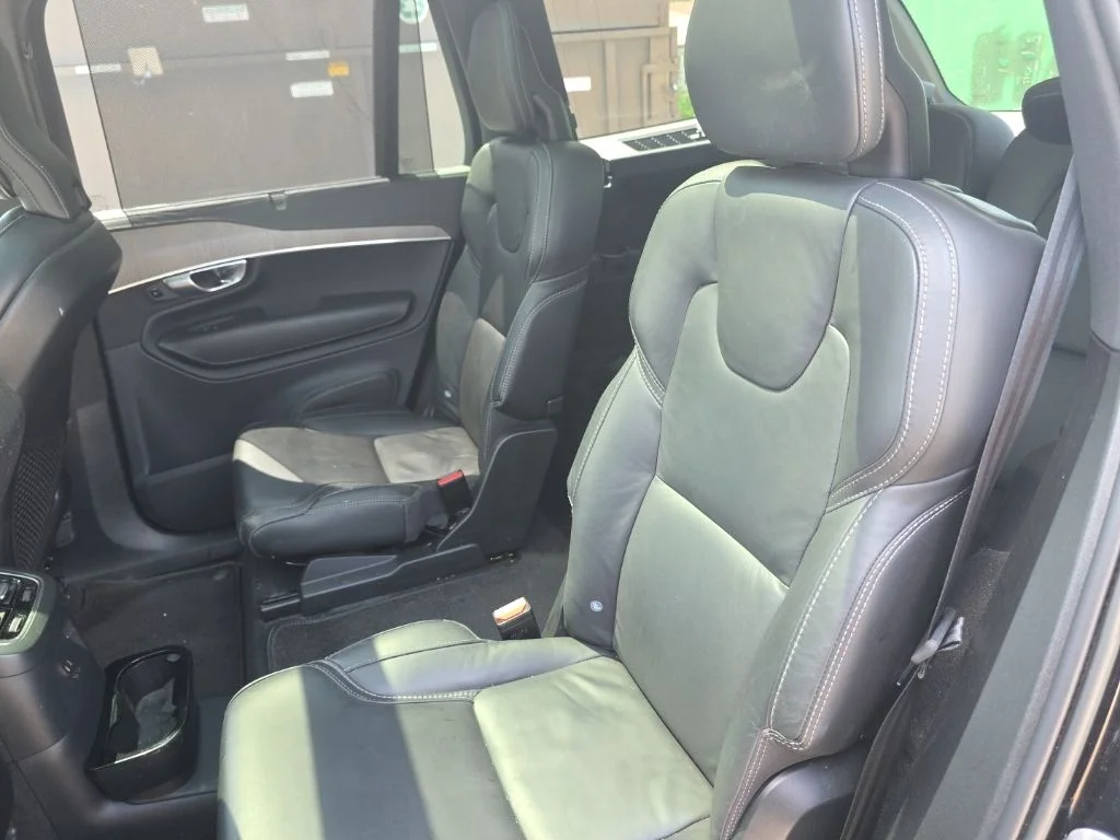 Used 2023 Black Volvo Ultimate image 7