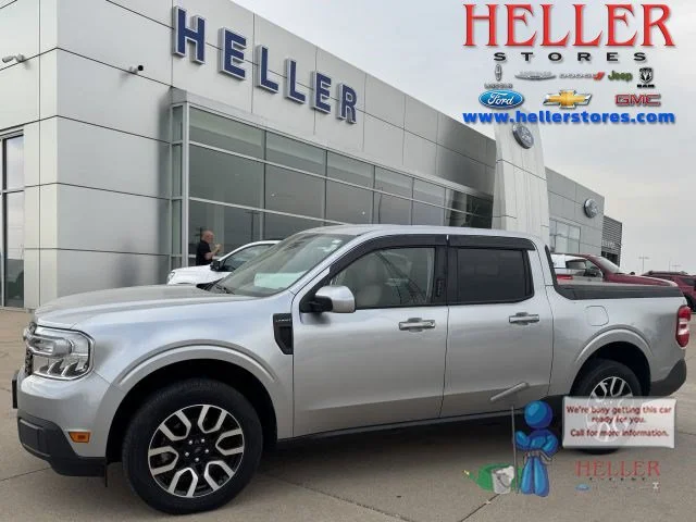 Used 2022 Silver Metallic Ford Lariat image 1