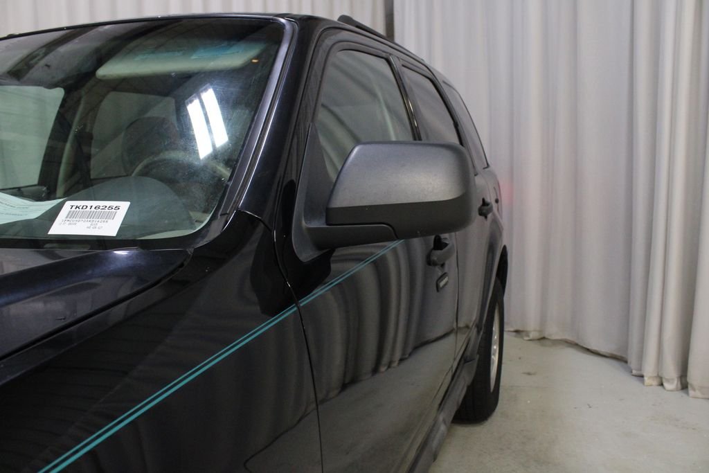 Used 2010 Black Ford XLT image 32