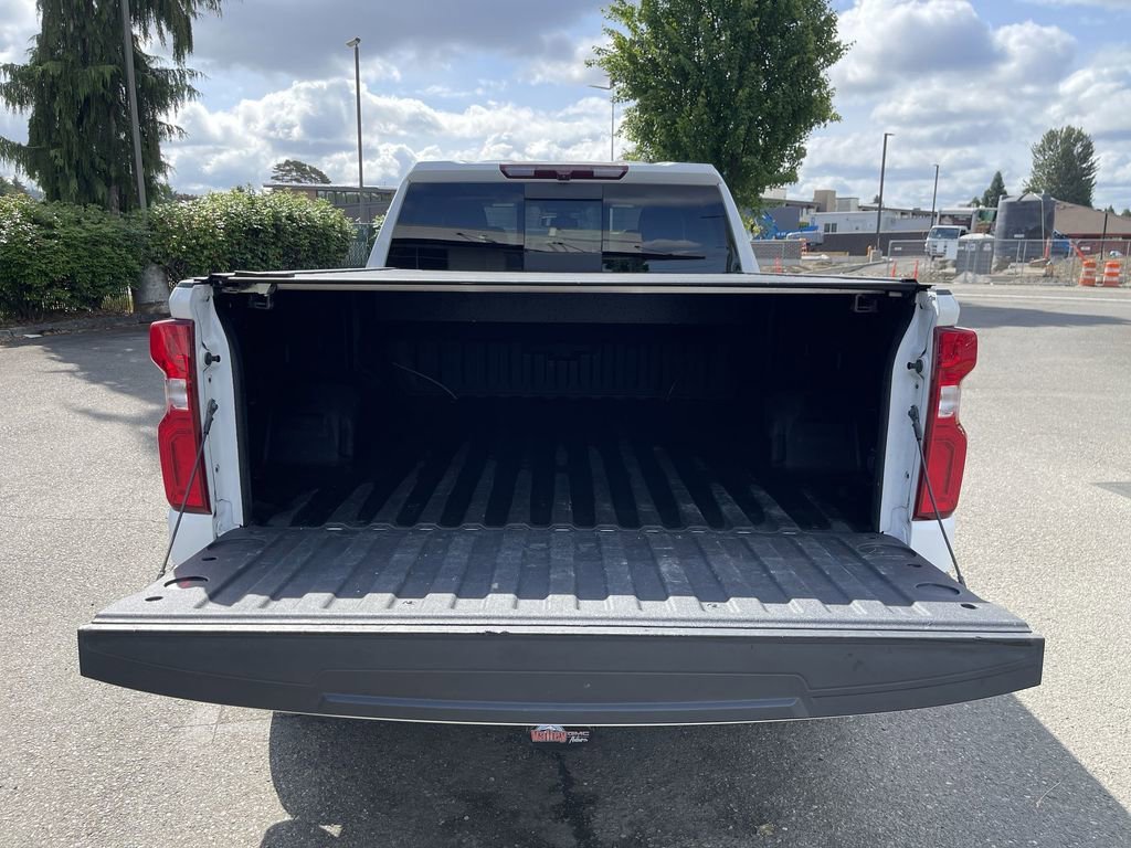 Certified Used 2022 Summit White Chevrolet LTZ image 26