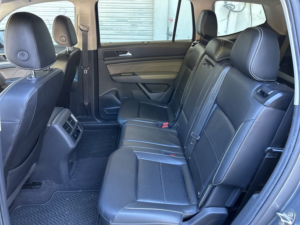 2021 Volkswagen Atlas V6 SE Technology photo 3