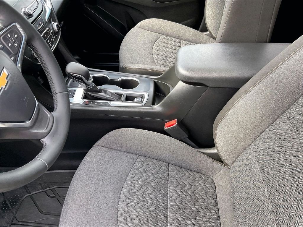 Used 2023 Gray Chevrolet LT image 17