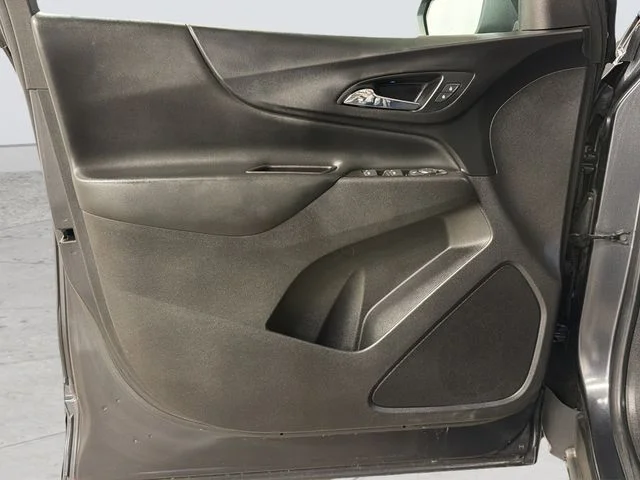 Used 2022 Gray Chevrolet LT image 21