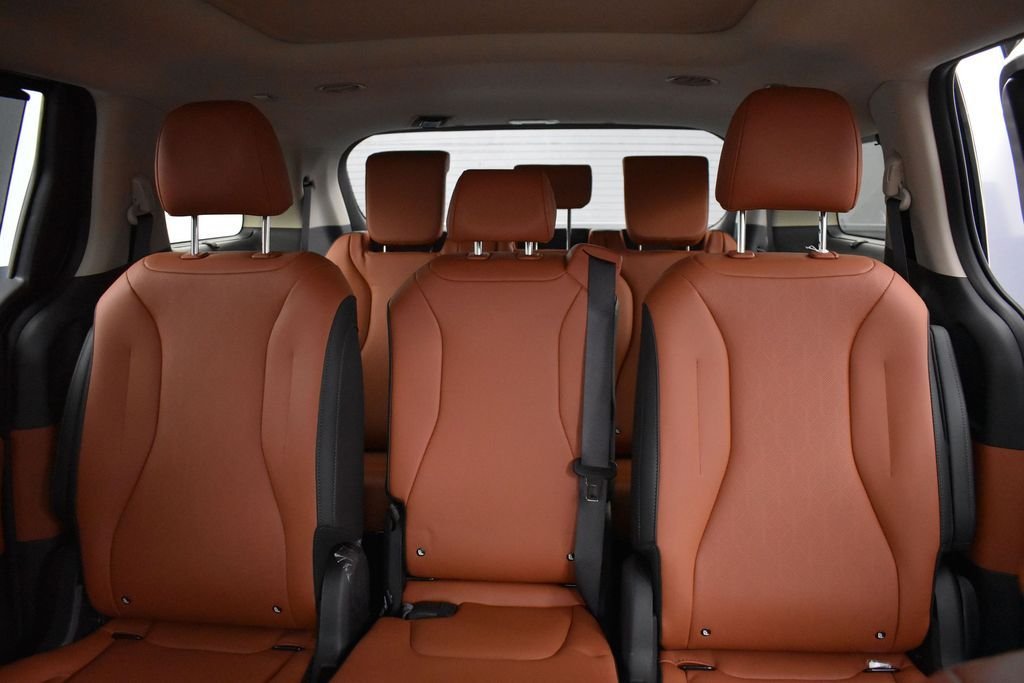 New 2026 Aurora Black Pearl Kia SX image 18