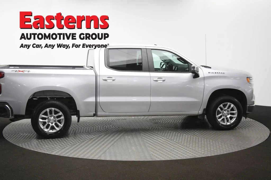 Used 2022 Silver Chevrolet LT image 46
