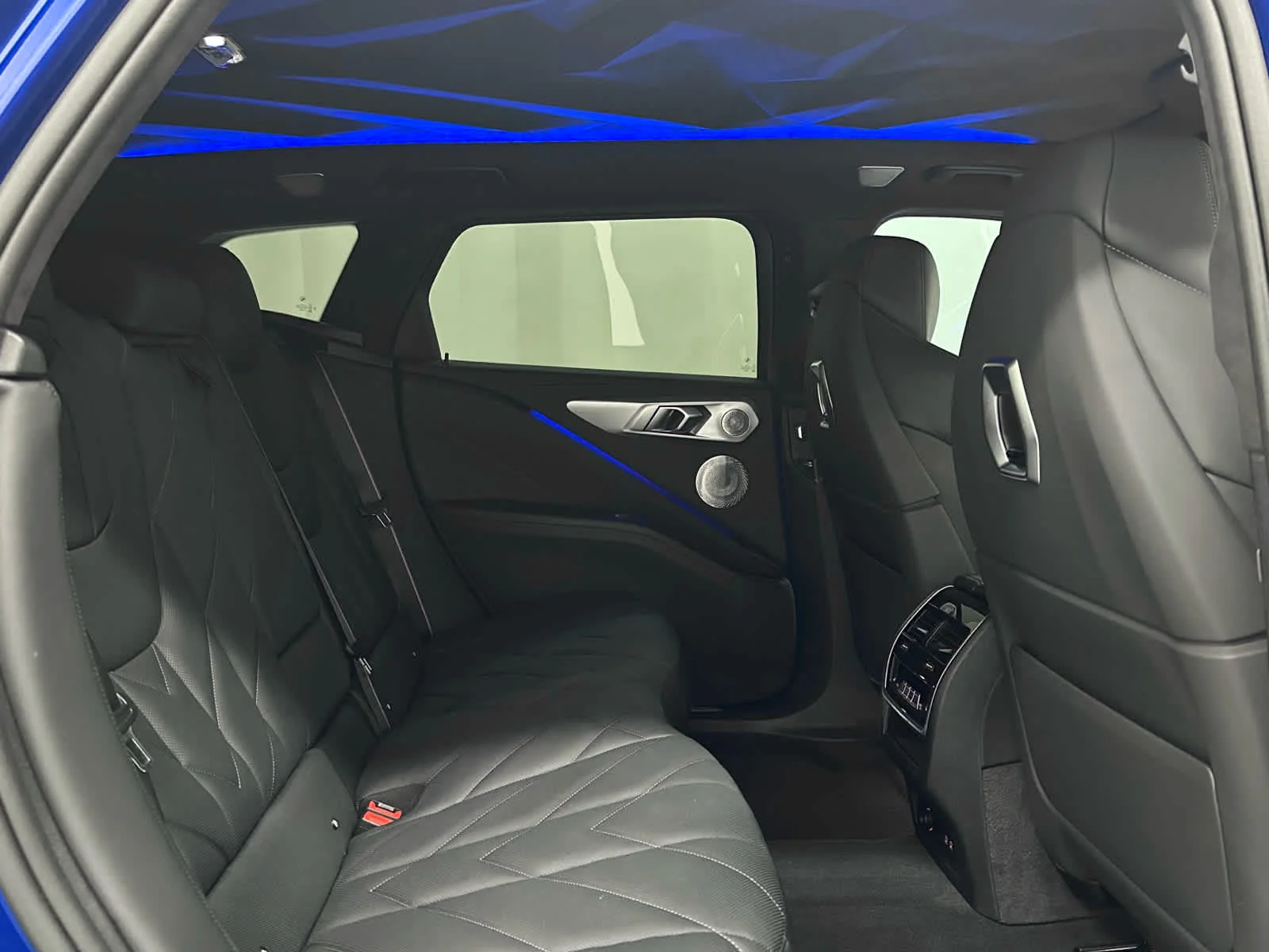 Used 2024 Marina Bay Blue Metallic BMW  image 21