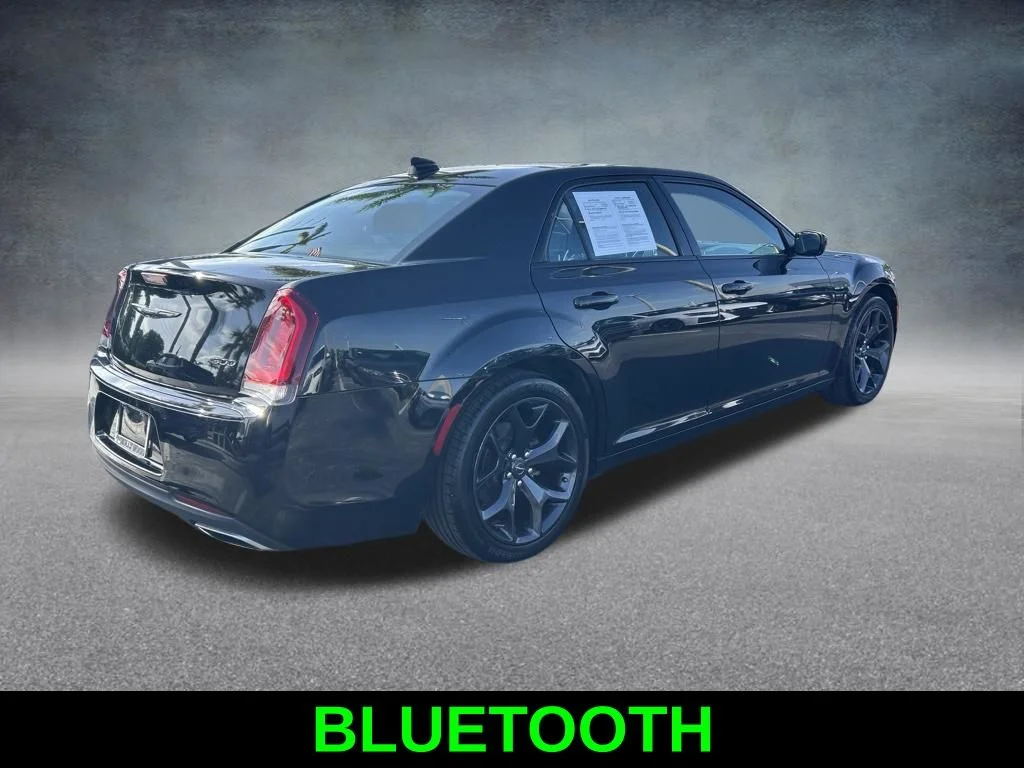 Used 2021 Black Chrysler Touring image 5