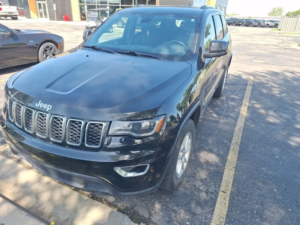 2020 Jeep Grand Cherokee Laredo E 4WD's photo