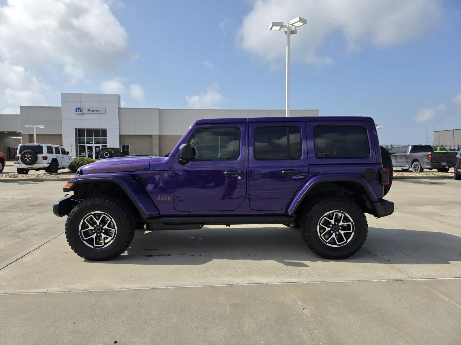 New 2026 Reign Jeep Rubicon image 2