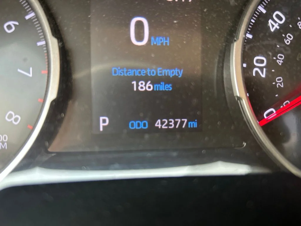 Used 2020 Blue Toyota XLE Premium image 9