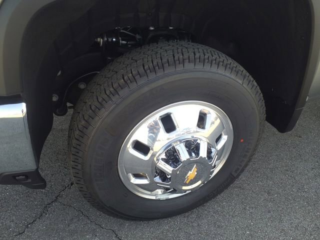 2026 Chevrolet Silverado 3500 HD LT - Photo 10