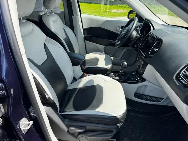 Certified Used 2019 Blue Jeep Limited image 14